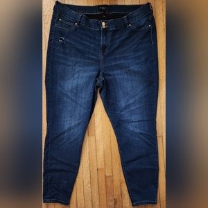 Celebrity Pink, 20, Dark Denim